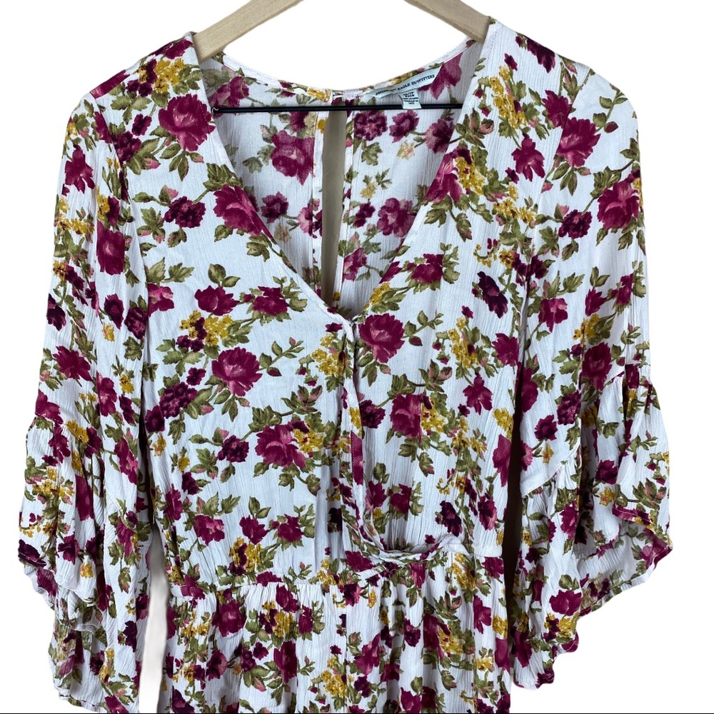 American Eagle AEO White Pink Floral Romper XS - Picture 3 of 14
